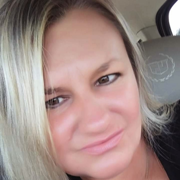 Meet your Posher, Posh - Picture 2 of 2